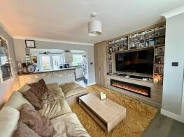 16, Hunter Drive, Great Yarmouth NR31 9UA