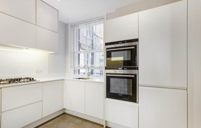 23 clifton court 2 02.02 .png