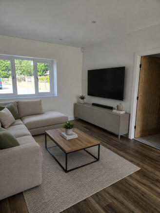 3 bed Detached Bungalow for sale Image 4