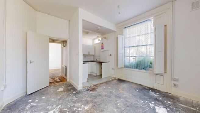 Flat B, 16 Huntingdon Street, Islington, London, N1 1BS