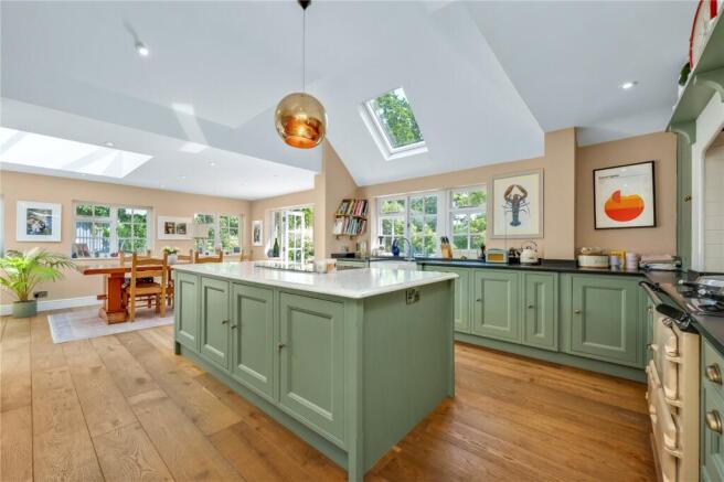 Kitchen/Dining