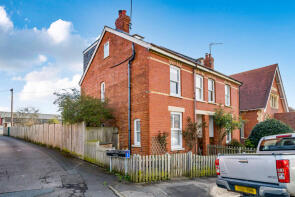 27, Naunton Lane, Cheltenham GL53 7BJ