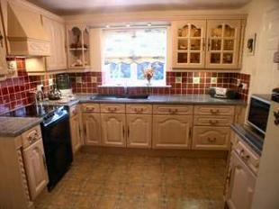 REFITTED KITCHEN