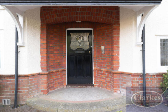 FLAT 2_56 PORCHESTER RD_013