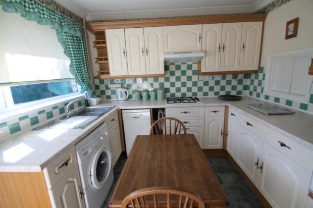 Kitchen/Breakfast Rm