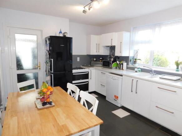 Kitchen 1