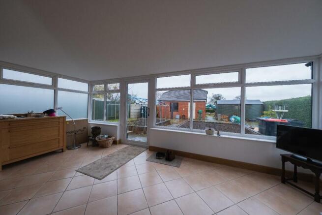 1 Longstone Lane-015.jpg