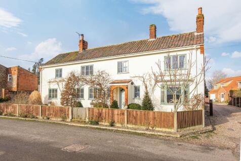 A Substantial Period Home in Hindolveston