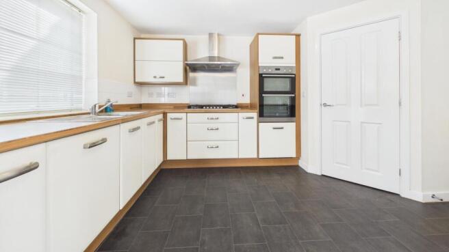 Huntingdon Place, Bourne photo 4