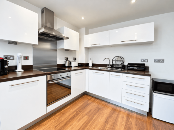 2 bed flat to rent College Rd, London BR1