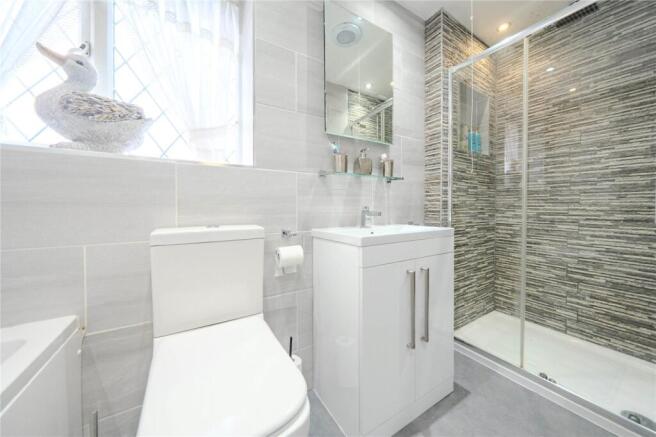 4 bed Detached for sale Image 7