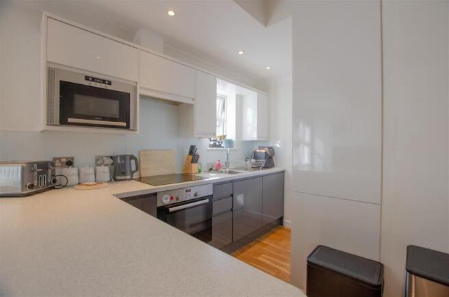 1D Olton Court - kitchen2.jpg