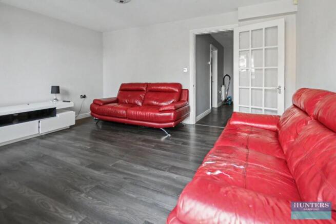 3 bed Town House for sale Image 8
