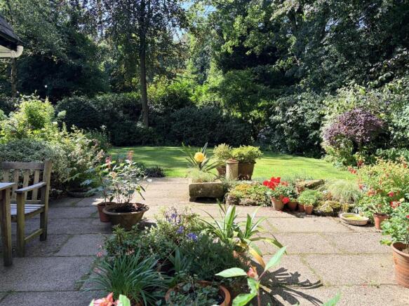FRONT GARDENS