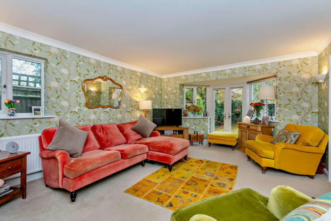 8627673-interior0...