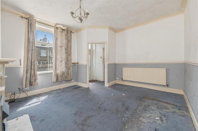 1 bed Terraced for sale Image 4