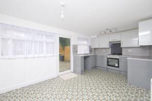 30, Cleveland Close, Dover CT16 2BB