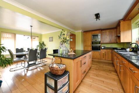 Felsted Avenue, Walsoken, PE13