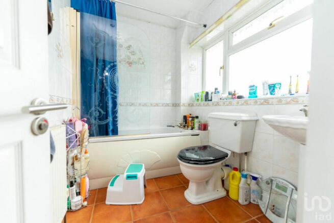 Photo 10