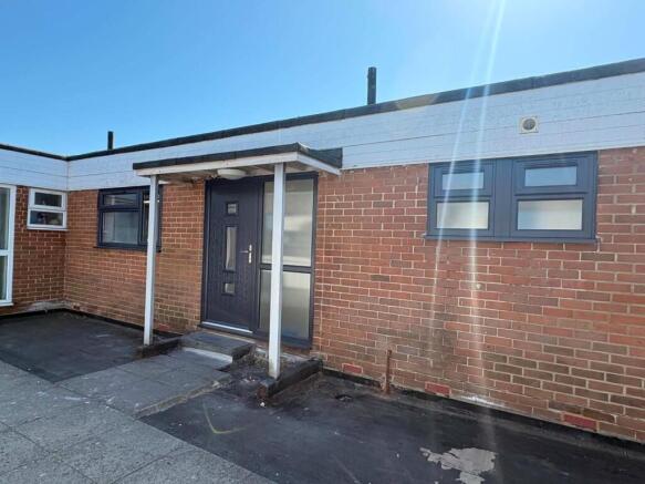 Flat 2 (2).jpg
