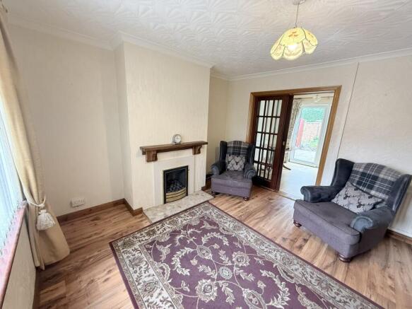 Longcroft Road, Caldicot, Mon . NP26 4EU photo 5