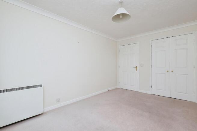1 bed Apartment for sale Image 8