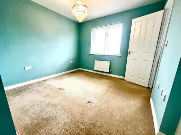 3 bed Semi-Detached to rent Image 10