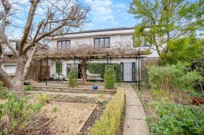 7 Coppers End, Orchard Rise, Chepstow NP16 6JT