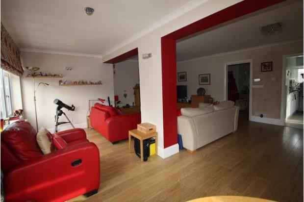 1a CB LIVING AREA 2.
