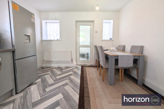 3 bed End of Terrace for sale Image 4