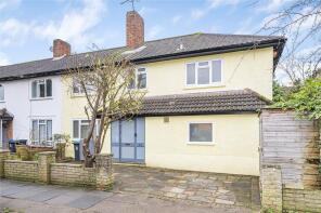 82, Chestnut Grove, New Malden KT3 3JS
