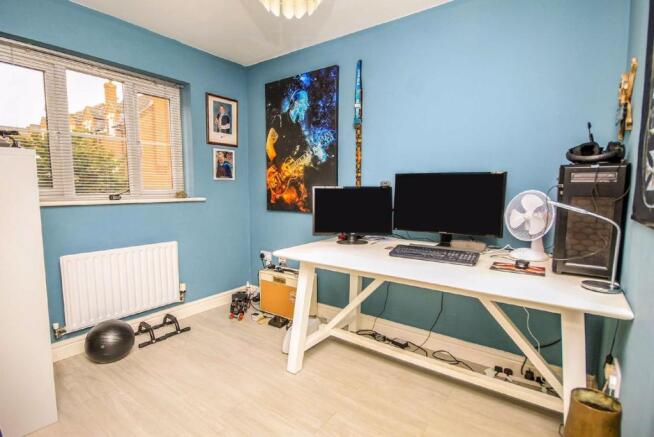 Photo 10