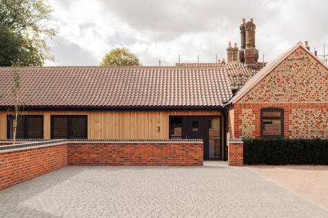 The Old Piggery, 3 Laurel Farm Barns Crossdale Street, Northrepps, Cromer NR27 9LA