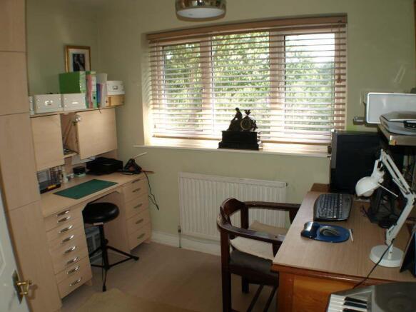 Photo 12
