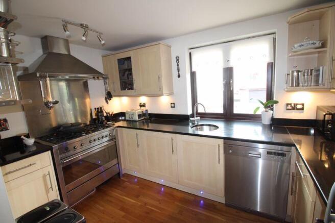 Kitchen 1