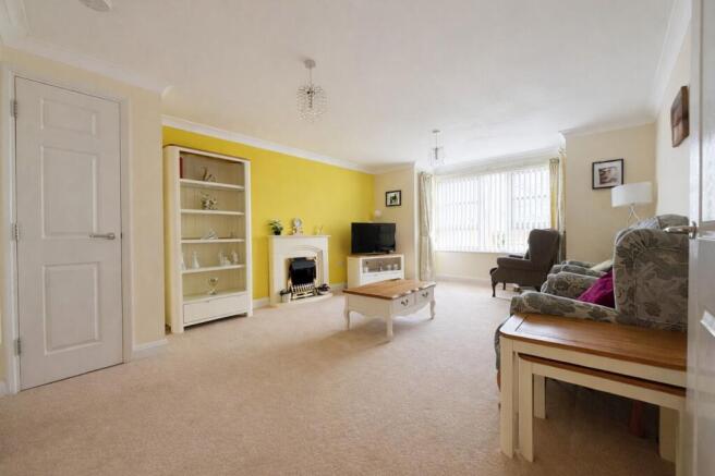 The Street, Swindon, SN25 photo 4