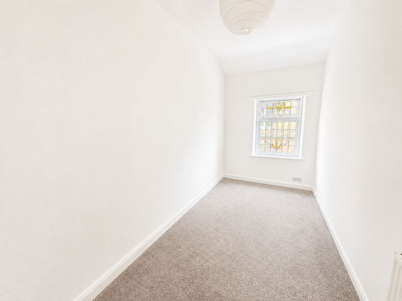 2 bed Terraced for sale Image 5