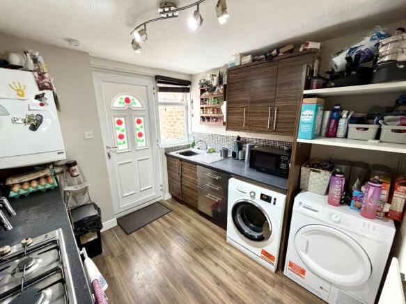 3 bed Terraced for sale Image 5
