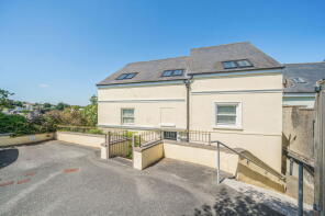 16, The Orchard, Ivybridge PL21 0NQ