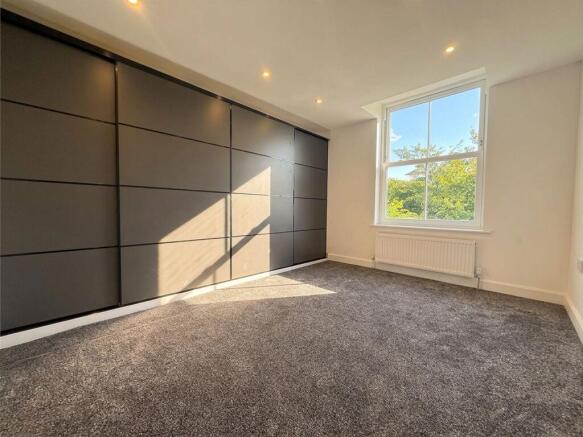 3 bed Semi-Detached for sale Image 10