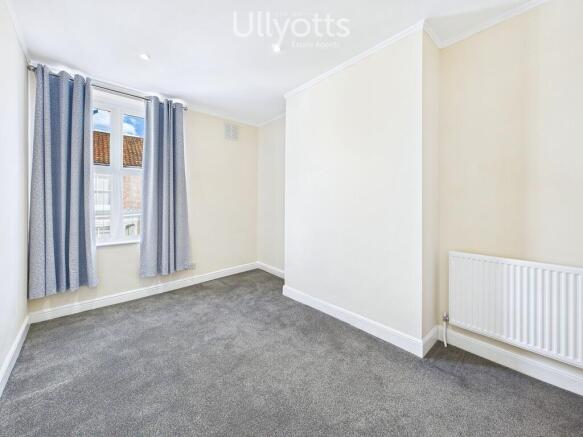 2 bed Flat to rent Image 5