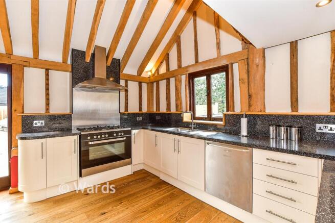 Kitchen/ Dining Room