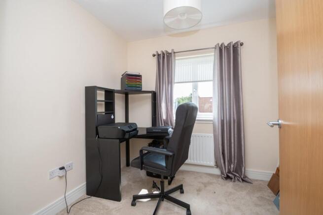 Bedroom 6/Study