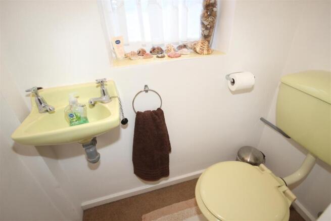 4 bed Detached for sale Image 12