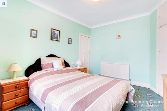 17_Bedroom_2_12.jpg