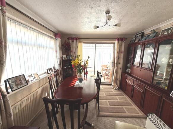 Dining Room.JPG