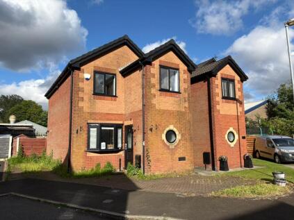 Great Heaton Close, Middleton, M24