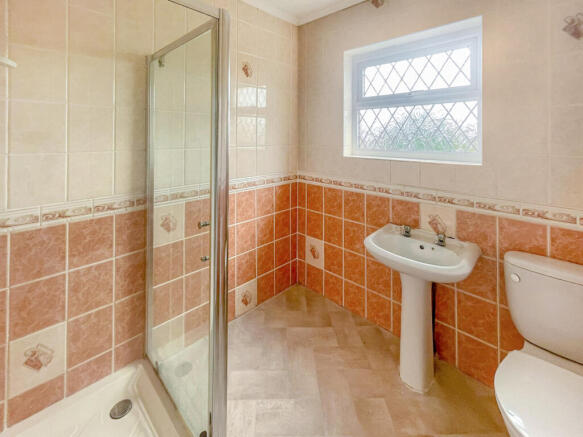 3 bed Semi-Detached for sale Image 11