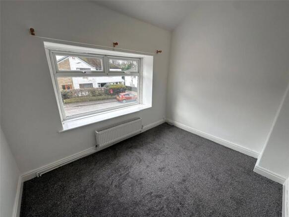 3 bed Terraced for sale Image 8