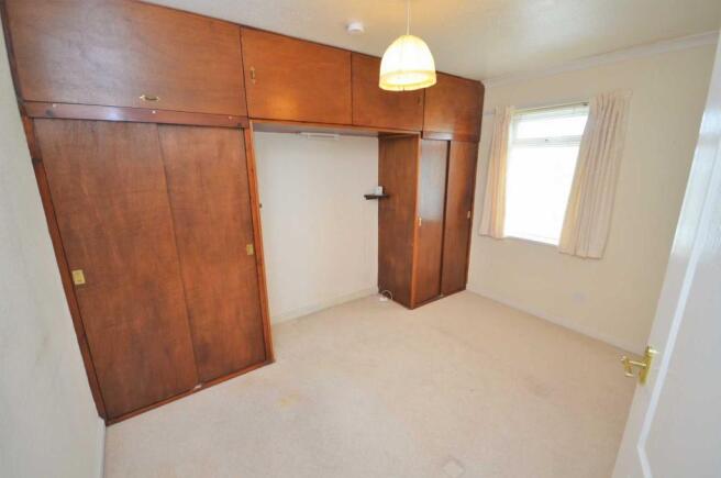 24 Lakelands Close